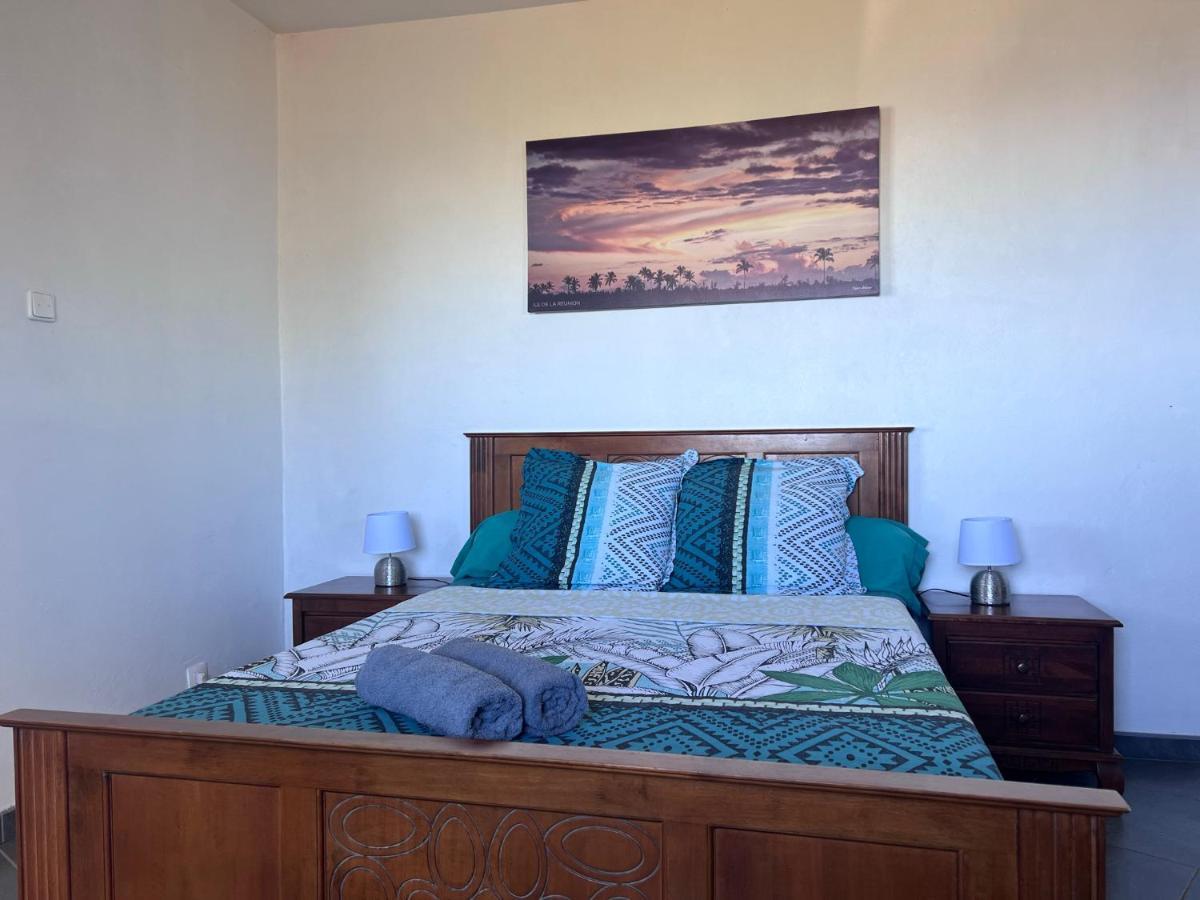 Ferme L'Eau De Coco Bed & Breakfast Saint-Paul Ngoại thất bức ảnh