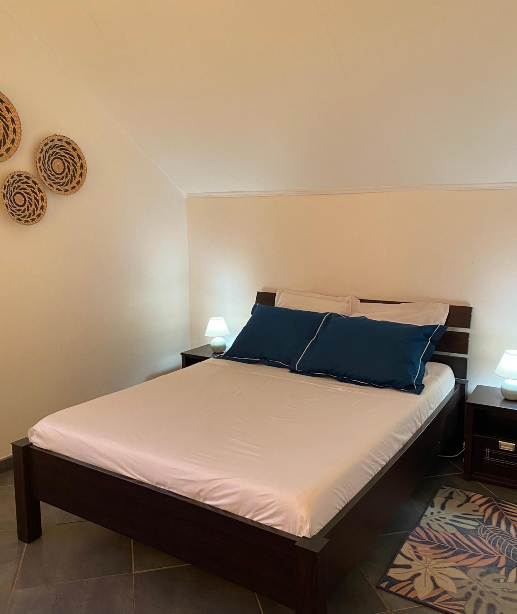 Ferme L'Eau De Coco Bed & Breakfast Saint-Paul Ngoại thất bức ảnh